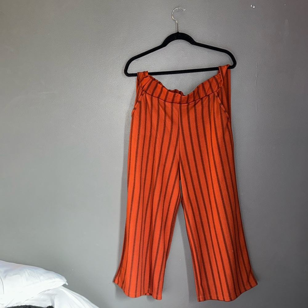 Altar’d State orange and black striped capris